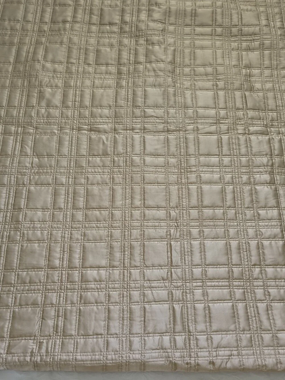 Hotel Collection Silky Mosaic Grid Stitched Bedding Coverlet Quilt